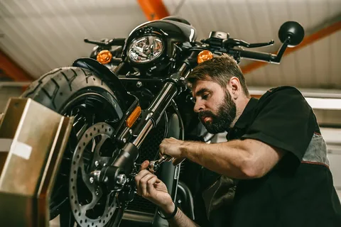 Mechanic
